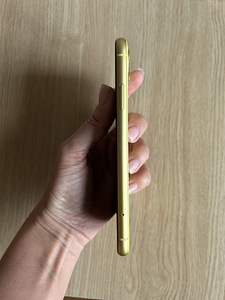 iPhone 11 64гб (2 фото из 5)