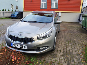 Kia Cee'd Sportswagon (2 foto / 12)