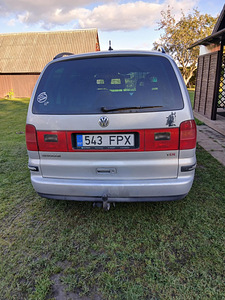 VW SHARAN (5 фото из 5)