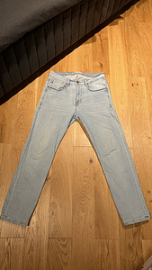 Джинсы Zara (1 фото из 4)