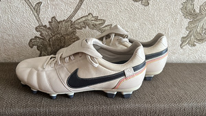 Nike бутсы (1 фото из 7)