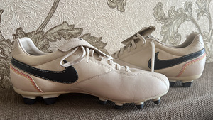 Nike бутсы (5 фото из 7)