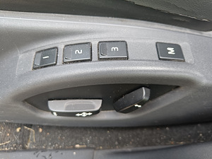 Volvo xc60 D5, 151kw HÄSTI HOOLDATUD (10 foto / 11)
