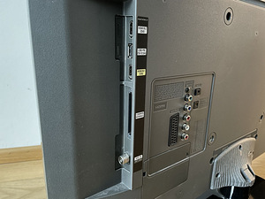 Телевизор Samsung - UE32F4000AW (6 фото из 6)