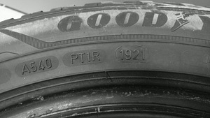 Goodyear ultragrip Arctic 4tk´- 250eur (6 foto / 8)