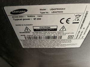 40'' Full HD Samsung - UE40F5000AW (4 foto / 4)