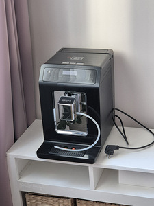 Кофемашина Krups EA897B10 (5 фото из 9)