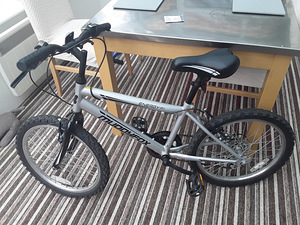 Muddyfox jalgratas 20" (1 foto / 1)