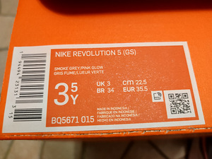 Tossud Nike suurus 35.5 (stp 22.5cm) (4 foto / 4)