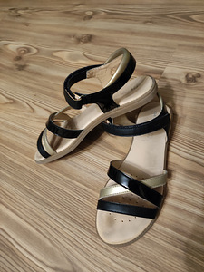 Sandaalid Geox suurus 38 (stp 23,5-24cm) (2 foto / 5)