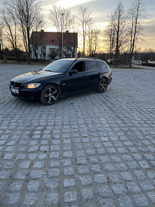 M/V BMW 330d 170kw ‘06 (4 foto / 11)