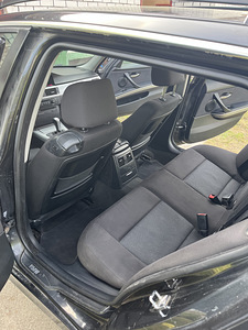 BMW 330d 170kw (8 foto / 8)