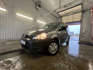 Volkswagen caddy (5 foto / 9)