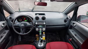 Mitsubishi Colt 2006 1.5d semiautomaatkasti rikkega (5 foto / 8)