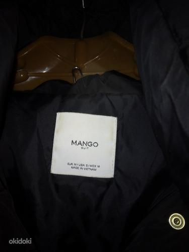 Продаю теплую зимнюю женскую куртку Mango (фото #2)