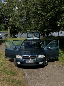 Skoda Octavia 4X4 Disel (9 foto / 15)