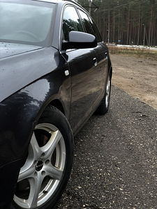Audi A6C6 3.0D Quattro (3 foto / 15)
