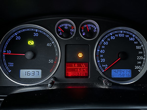Heas korras Volkswagen Passat (9 foto / 10)
