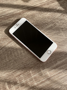 iPhone SE2020 osade jaoks/varuosade jaoks (3 foto / 3)