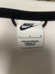 Tech fleece nike (3 фото из 3)