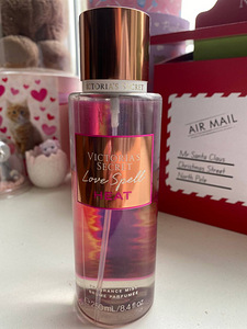Parfüümisprei Victoria’s Secret – Love Spell HEAT