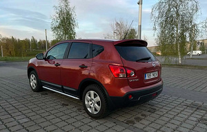 Nissan Qashqai 1.6 84kW (6 foto / 6)