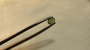 Kromturmaliin; looduslik;0,31ct; roheline-punane; ovaalne (1 foto / 10)