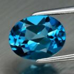 Topaas; natuur;2,39ct; Londoni sinine; VVS; Brasiilia; pole (1 foto / 9)