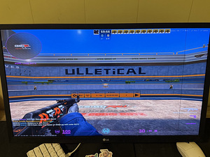 Monitor (1 foto / 4)