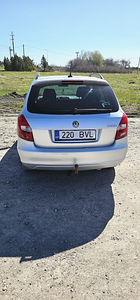 Skoda fabia (5 foto / 10)