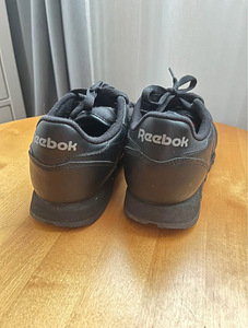 Кроссовки Reebok (3 фото из 5)
