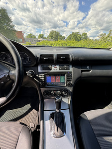 Mercedes-Benz C200 (6 foto / 7)
