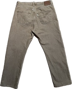 Levi’s 501 Beige (1 foto / 5)