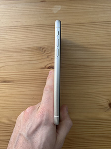 iPhone 11 64gb (8 фото из 9)
