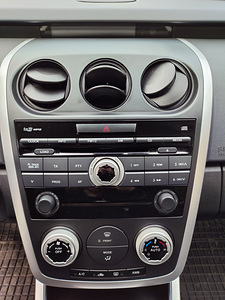 Mazda CX-7 (varuosadeks) (7 foto / 7)