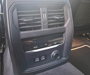 BMW 320,11/2019, xDrive,Harman Kardon,Laser,Shadowline (11 foto / 15)