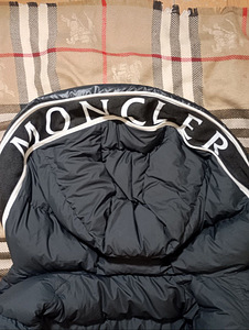 Moncler Cardere Giubbotto sulejope (4 foto / 10)