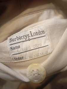 Burberry Naiste trench mantel (5 foto / 7)