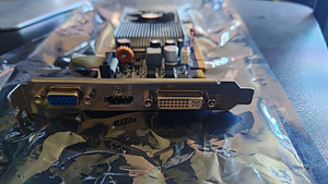 3D Club Nvidia Geforce 9500GT 1GB (2 foto / 3)
