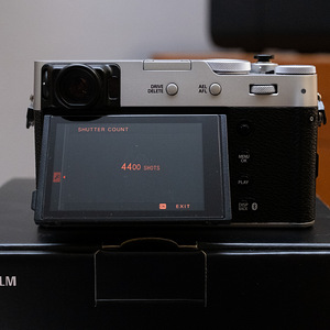 Fujifilm X100VI (4 foto / 5)