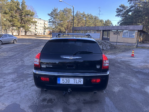 Chrjsler 300c (6 foto / 9)