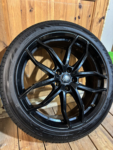 Продаются диски в стиле OZ Racing 20” + шины (3 фото из 7)
