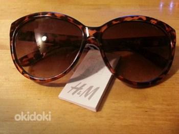 Солнечные очки H&M (фото #1)