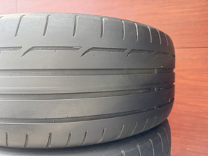 225/45/19 Dunlop (8 foto / 9)