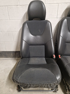 Volvo XC70 2001-2005 istmede komplekt (3 foto / 7)