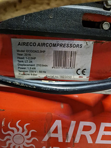 Kompressor ECO/24/2,0HP-x 24l, 206l/min, 24l, 8 bar (4 foto / 4)