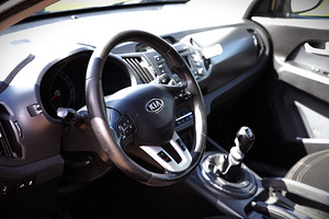 Kia Sportage (3 foto / 3)