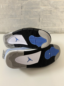 Nike JORDAN 4 Retro White Oreo — новинка! (10 фото из 10)