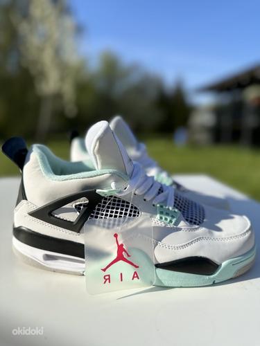 Новые Nike Jordan 4. Уже в продаже! (фото #1)