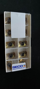 SECO xomx180608tr-m14 milling inserts (1 foto / 2)
